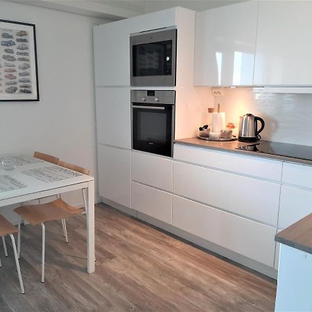 Seaside Downtown Apartment With Private Parking Helsinki Kültér fotó